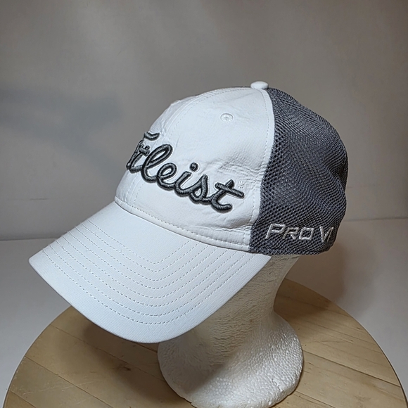 Titleist Pro V1 Golf Snapback Hat Mesh Back White With Grey Adjustable - Picture 2 of 9